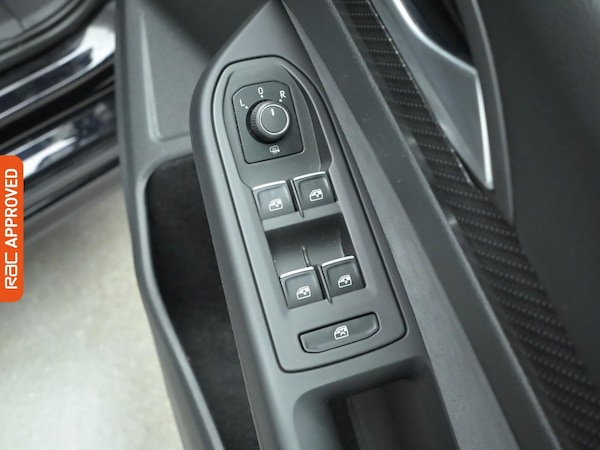 Used Volkswagen Golf 2021 for sale - 74728942: Photo 23