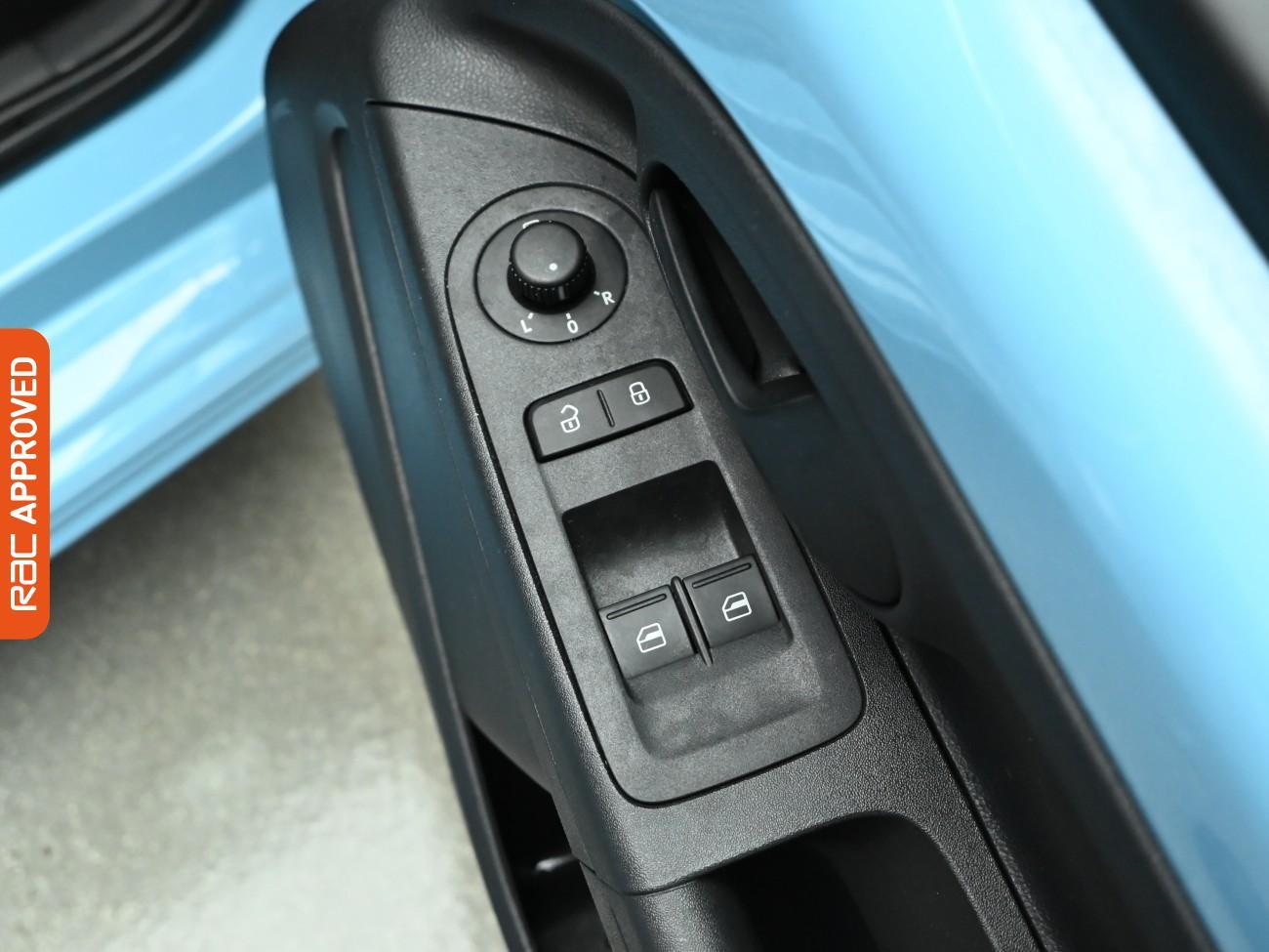 Used Volkswagen up! 2022 for sale - 76732563: Photo 26