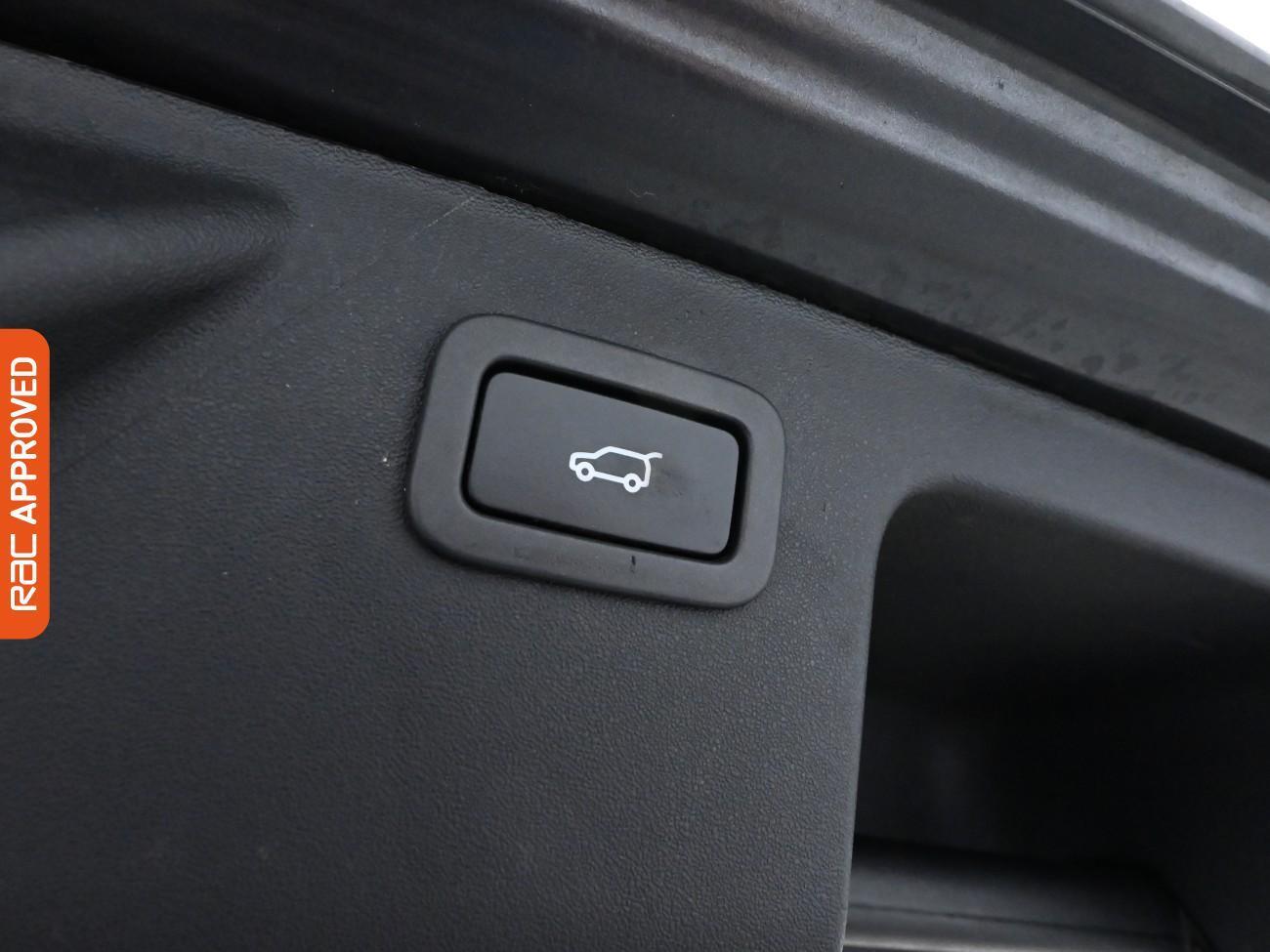 Used Land Rover Discovery Sport 2018 for sale - 78016069: Photo 31