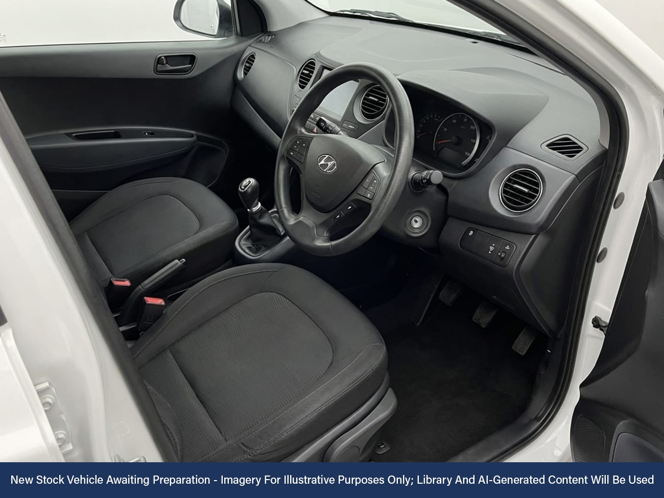 Used Hyundai i10 2019 for sale - 77996517: Photo 3
