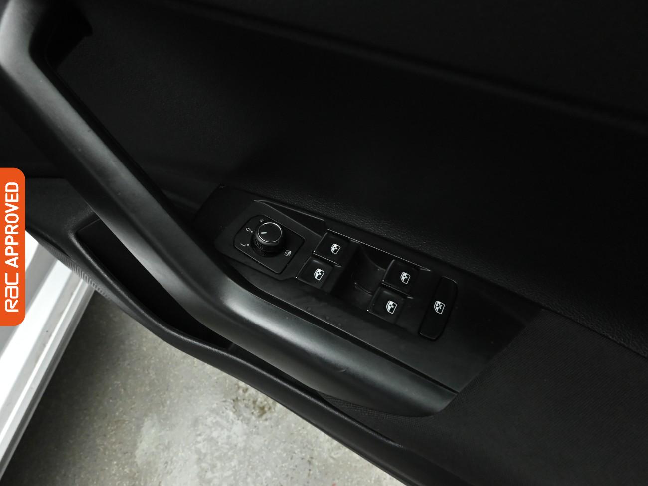 Used Volkswagen Polo 2019 for sale - 77666559: Photo 23