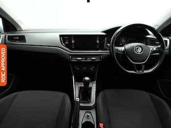 Used Volkswagen Polo 2019 for sale - 77666559: Photo