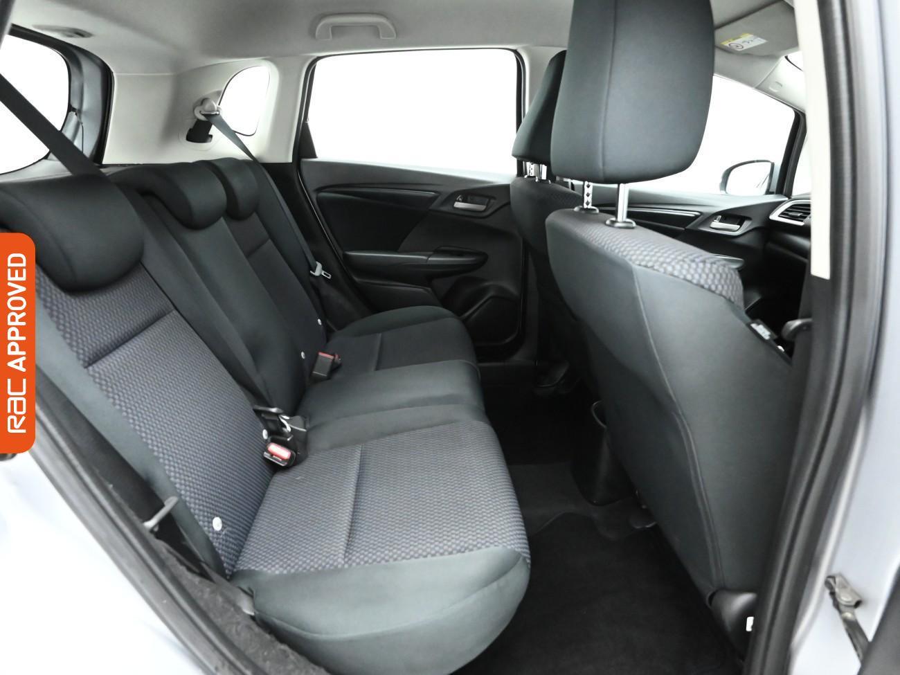 Used Honda Jazz 2019 for sale - 76629864: Photo 13