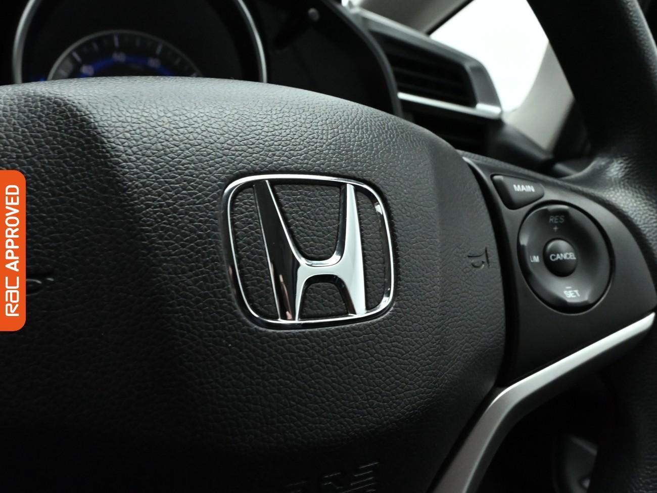 Used Honda Jazz 2019 for sale - 76629864: Photo 24