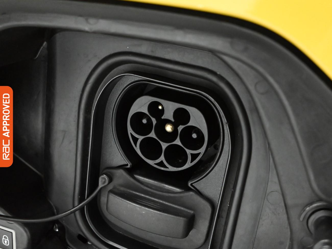 Used Peugeot E-208 2022 for sale - 77249508: Photo 29