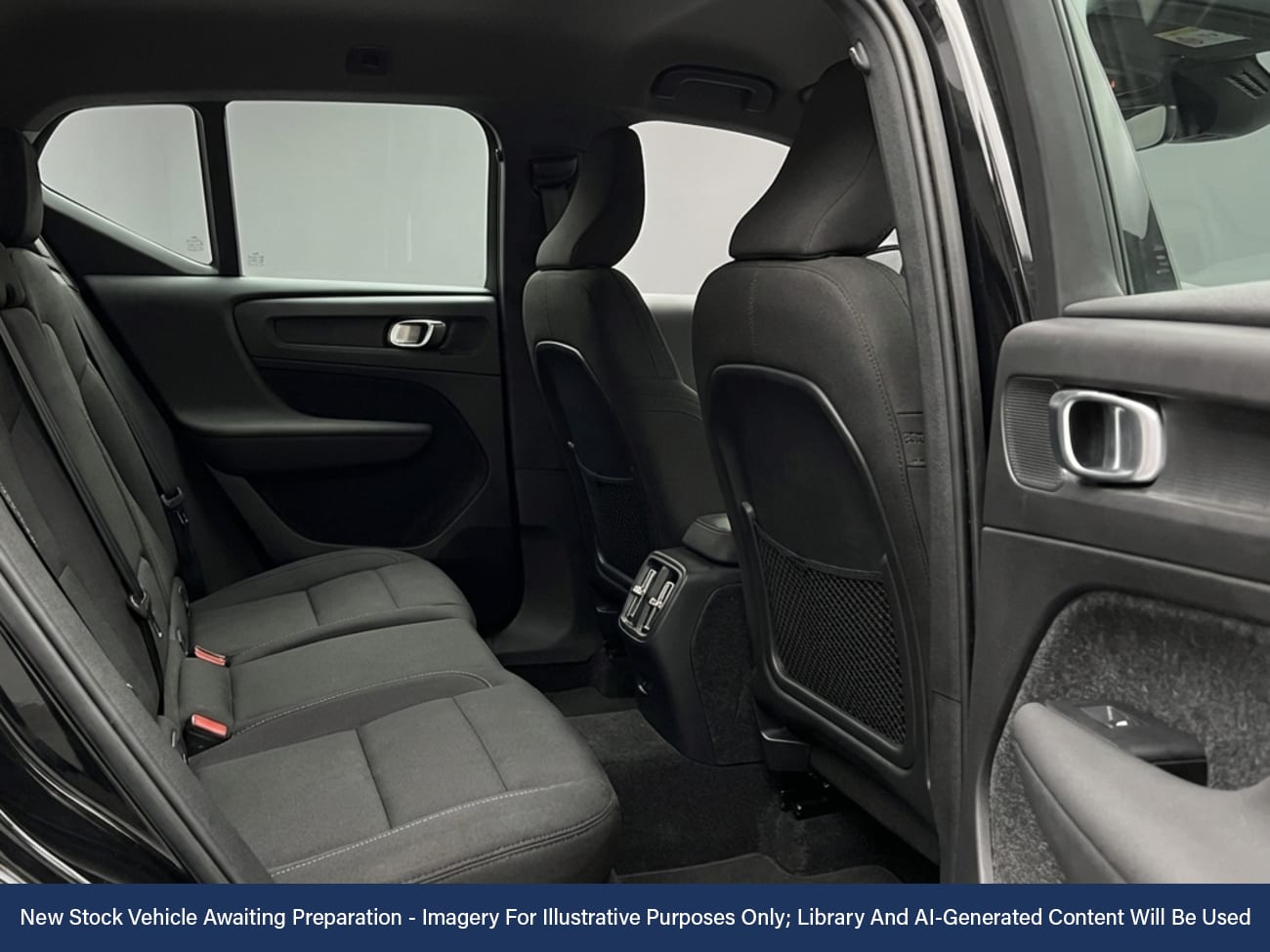 Used Volvo C40 2023 for sale - 78052700: Photo 4