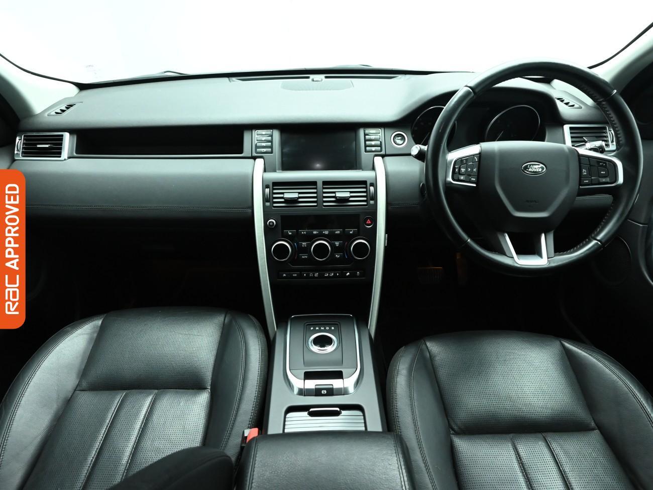 Used Land Rover Discovery Sport 2025 for sale - 76405958: Photo 2