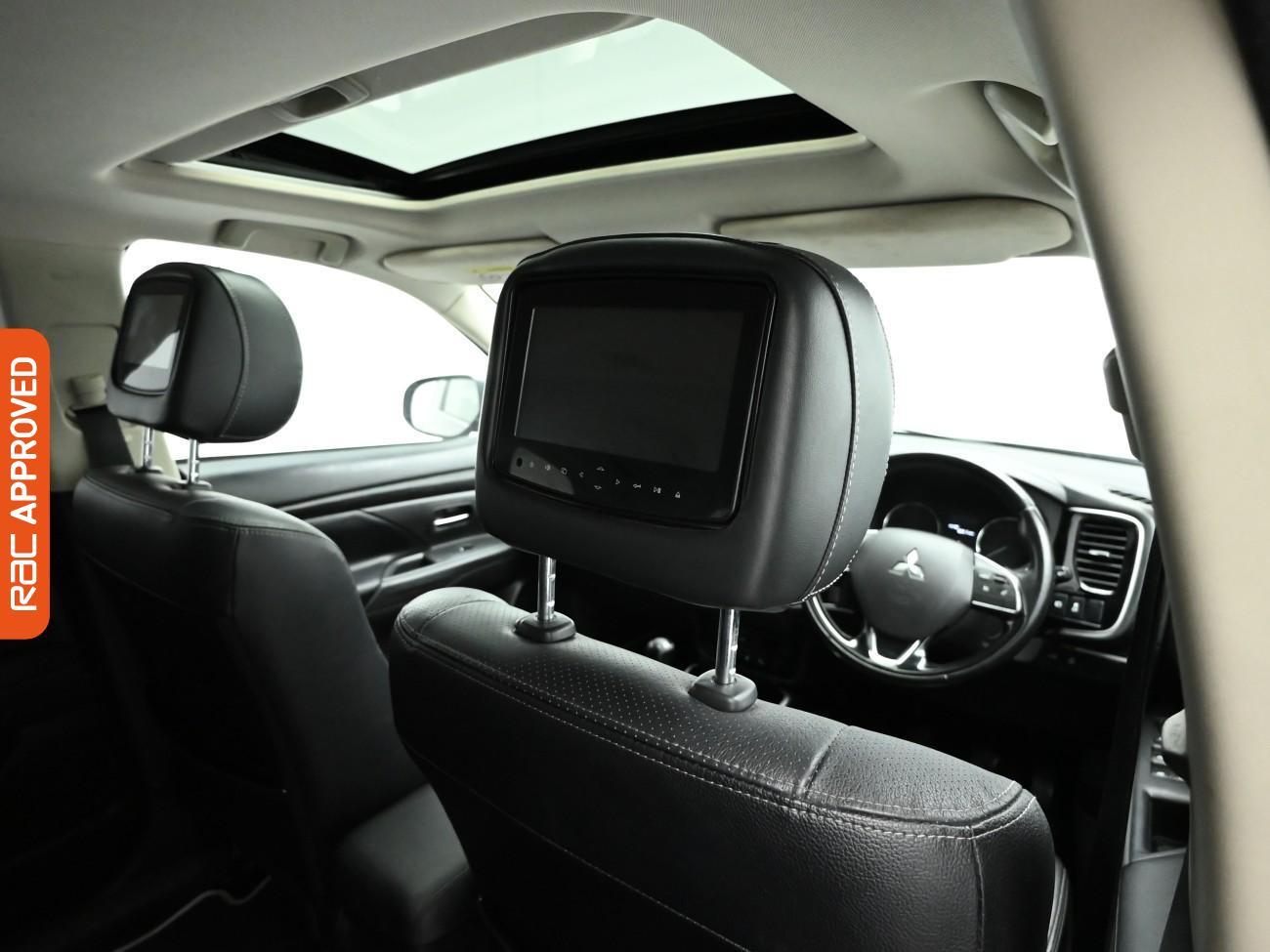 Used Mitsubishi Outlander 2016 for sale - 76782877: Photo 17