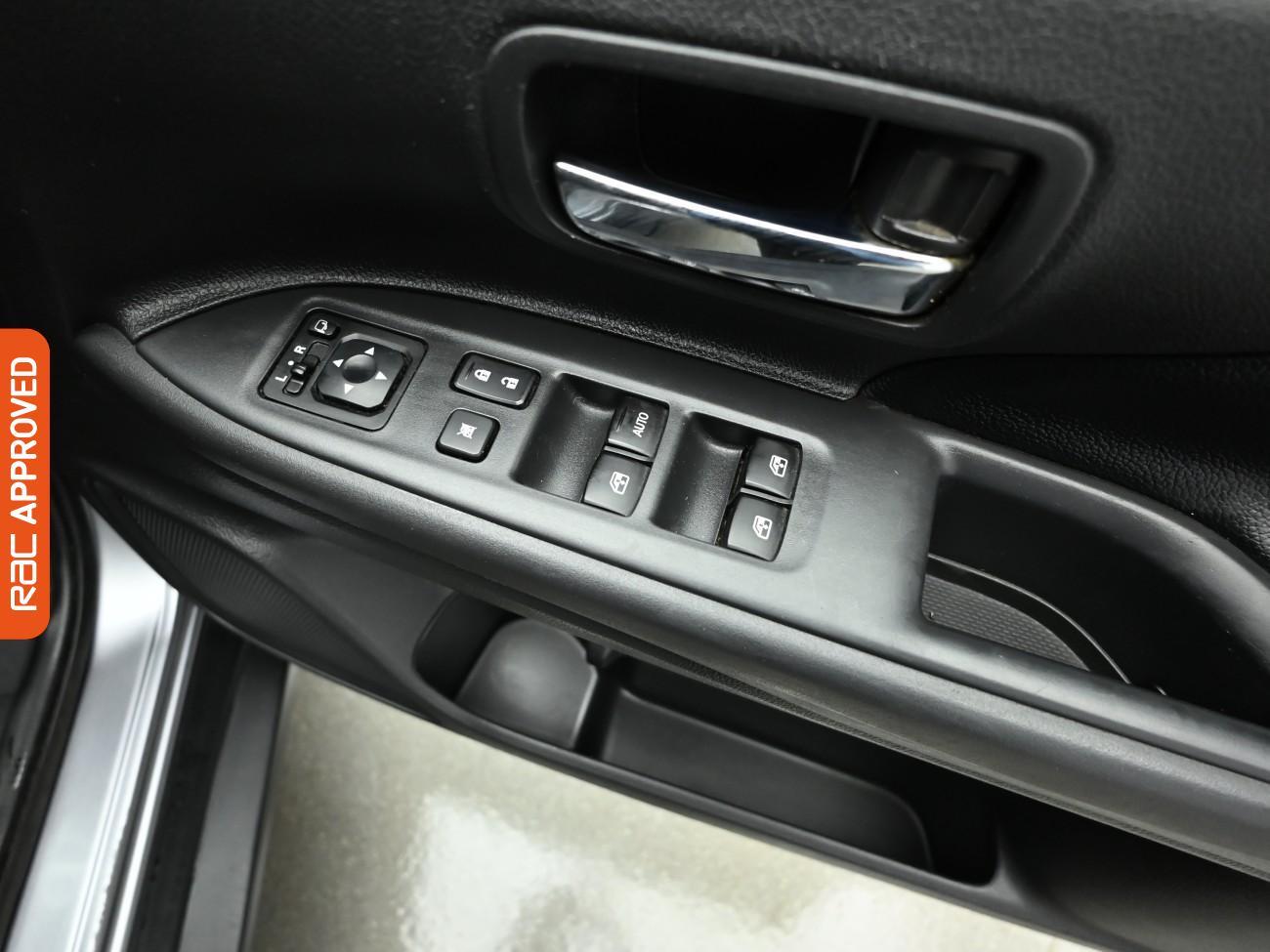 Used Mitsubishi Outlander 2016 for sale - 76782877: Photo 29