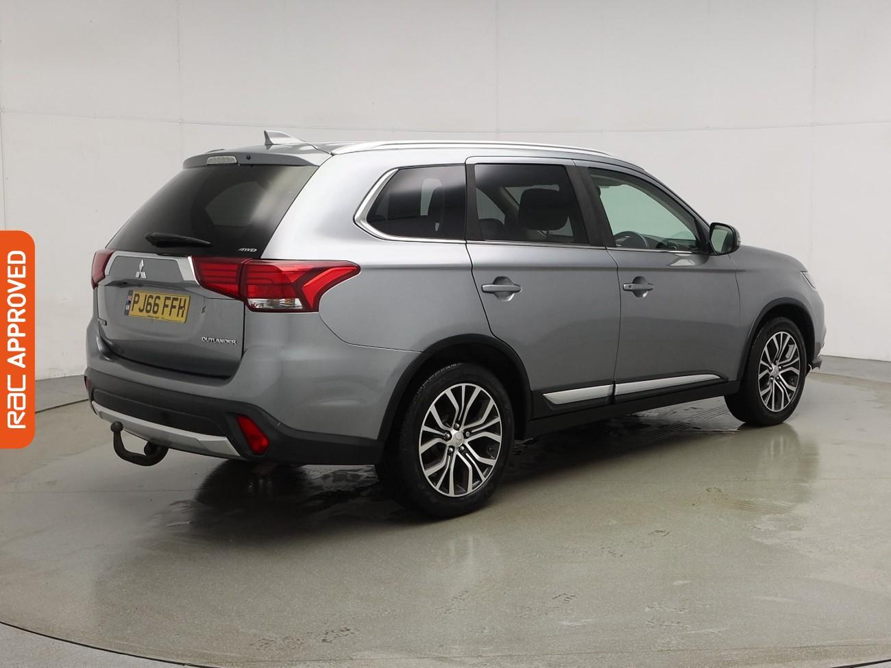 Used Mitsubishi Outlander 2016 for sale - 76782877: Photo 34