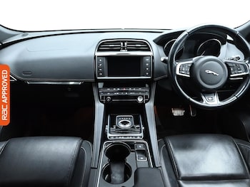Used Jaguar F-Pace 2017 for sale - 75337477: Photo