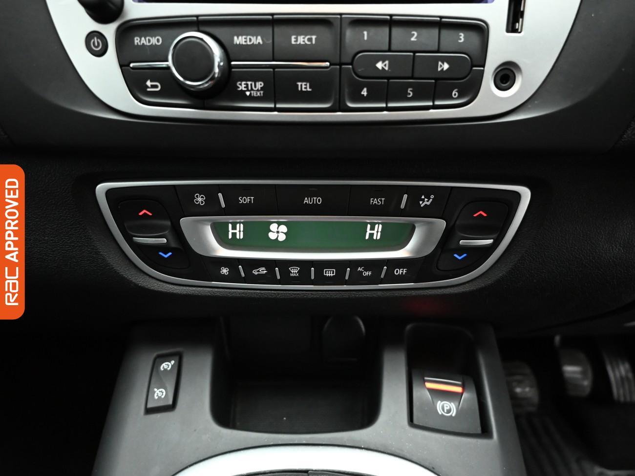 Used Renault Grand Scenic 2016 for sale - 77249567: Photo 15