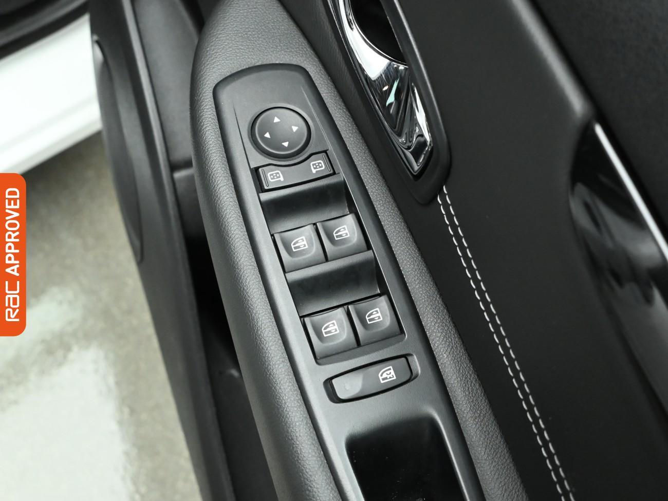 Used Renault Grand Scenic 2016 for sale - 77249567: Photo 21