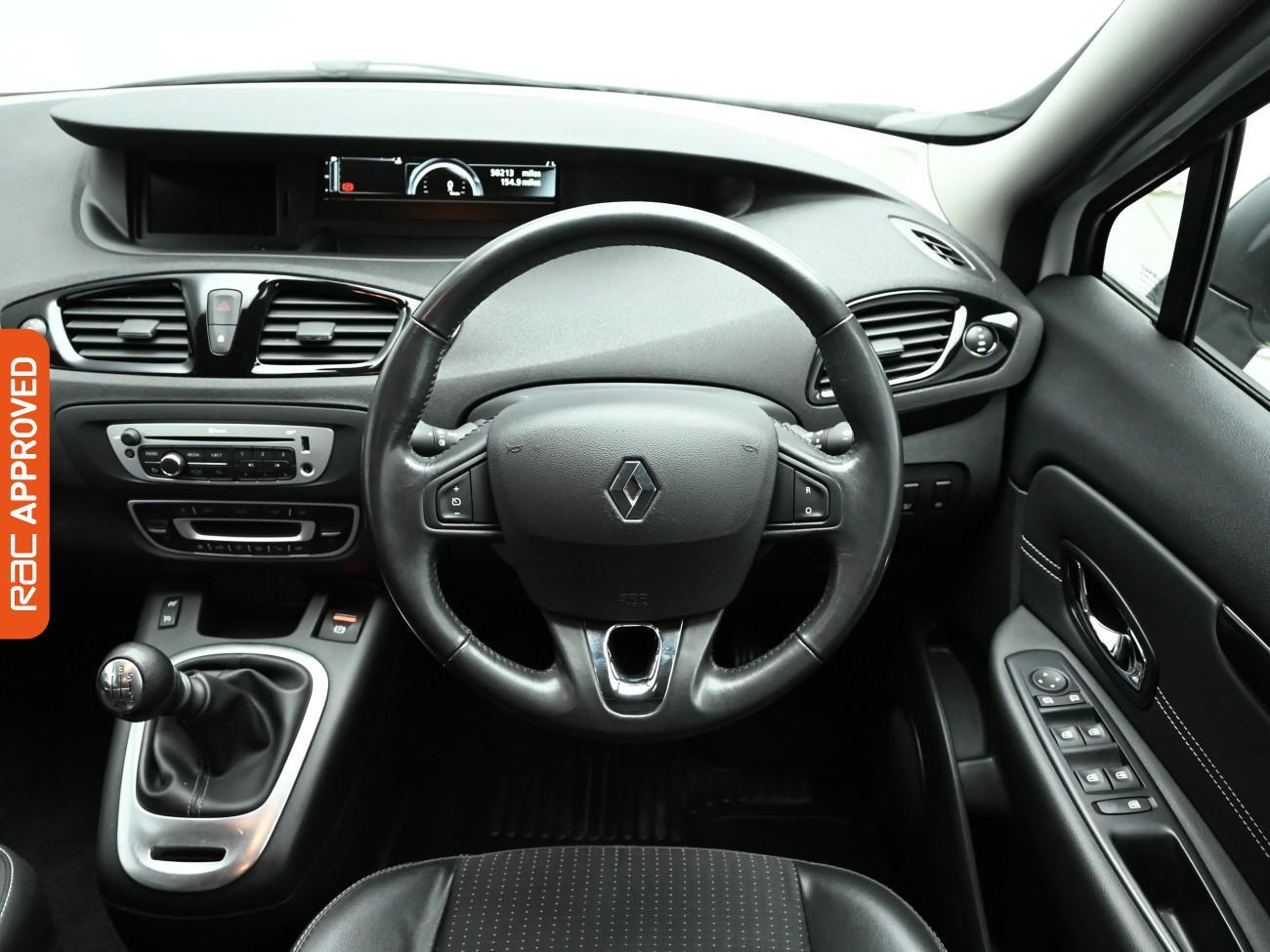 Used Renault Grand Scenic 2016 for sale - 77249567: Photo 9