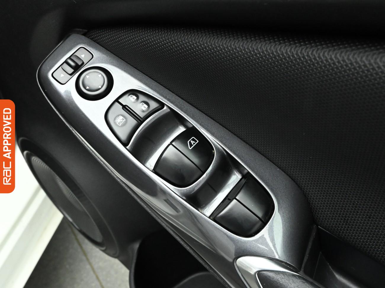 Used Nissan Juke 2023 for sale - 76649143: Photo 25