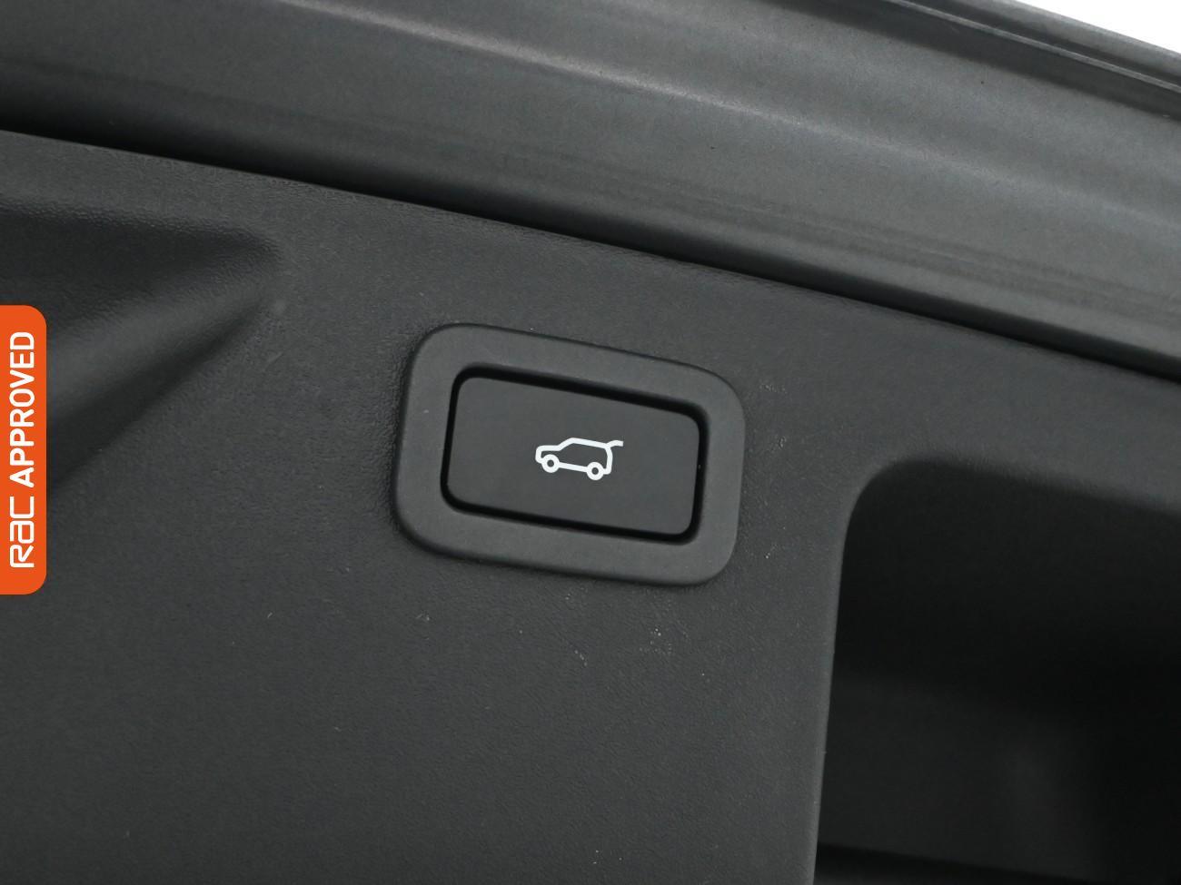 Used Land Rover Discovery Sport 2016 for sale - 77172663: Photo 14