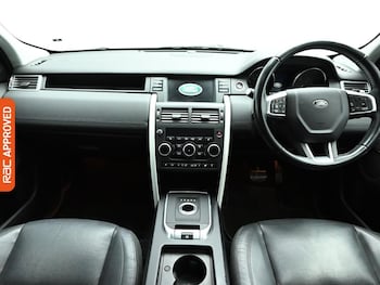 Used Land Rover Discovery Sport 2016 for sale - 77172663: Photo