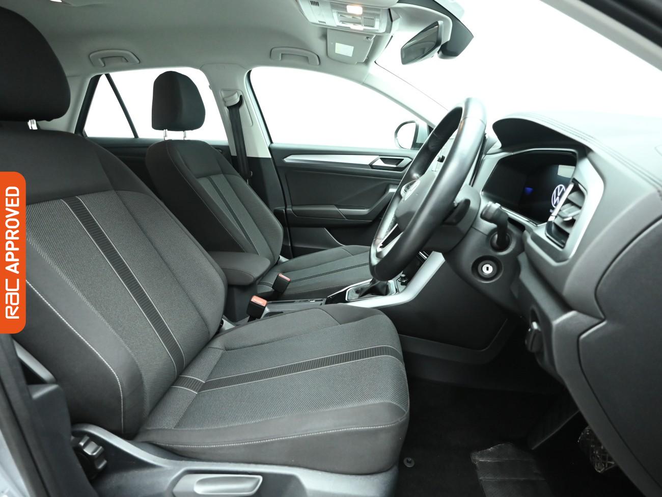 Used Volkswagen T-Roc 2023 for sale - 76535317: Photo 12