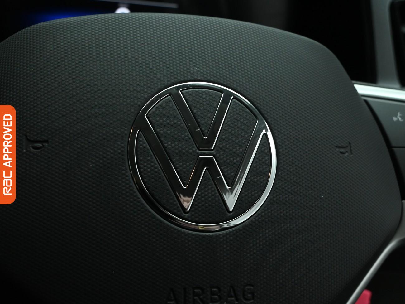 Used Volkswagen T-Roc 2023 for sale - 76535317: Photo 22