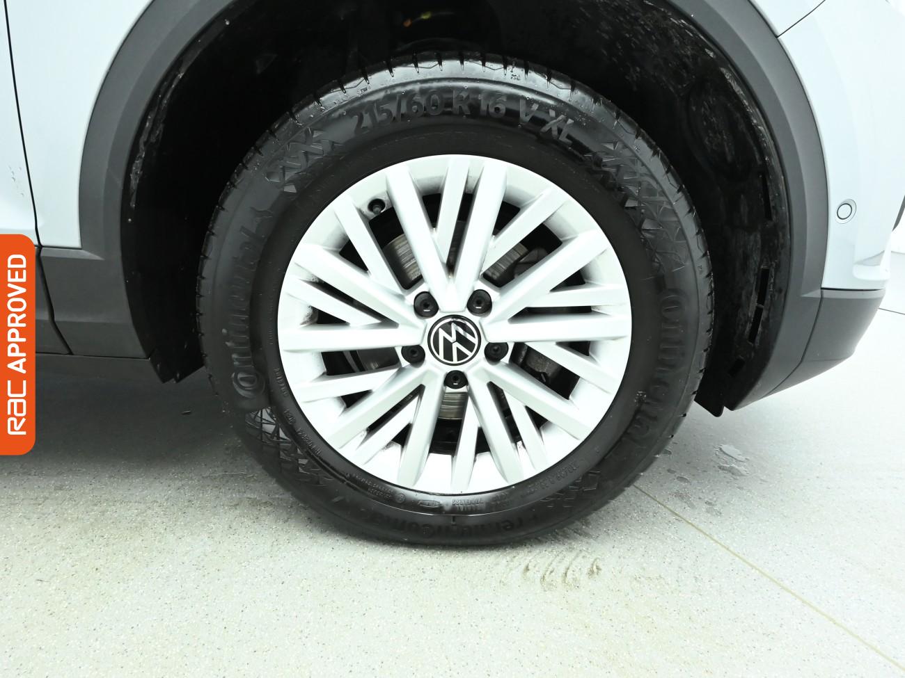 Used Volkswagen T-Roc 2023 for sale - 76535317: Photo 26