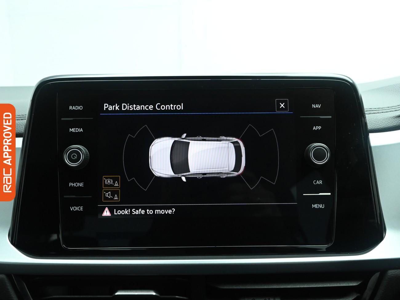 Used Volkswagen T-Roc 2023 for sale - 76535317: Photo 3