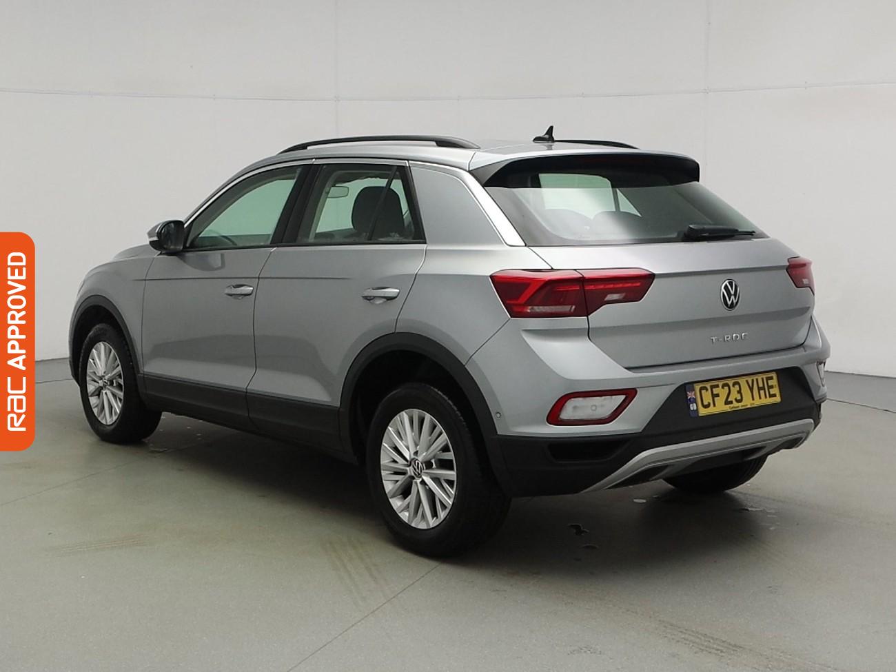 Used Volkswagen T-Roc 2023 for sale - 76535317: Photo 4