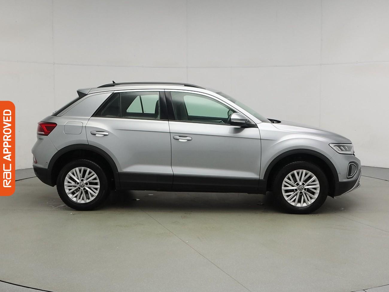 Used Volkswagen T-Roc 2023 for sale - 76535317: Photo 6