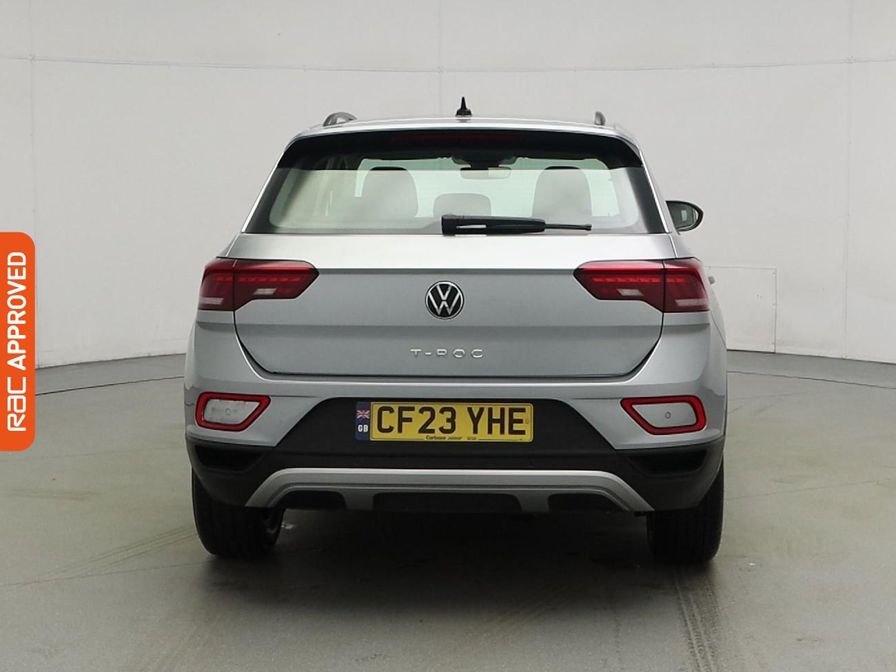 Used Volkswagen T-Roc 2023 for sale - 76535317: Photo 8