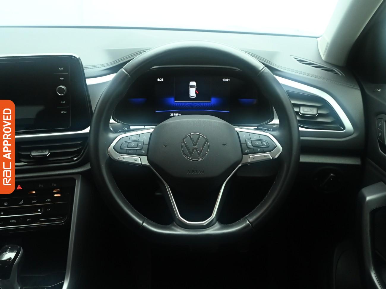 Used Volkswagen T-Roc 2023 for sale - 76535317: Photo 9