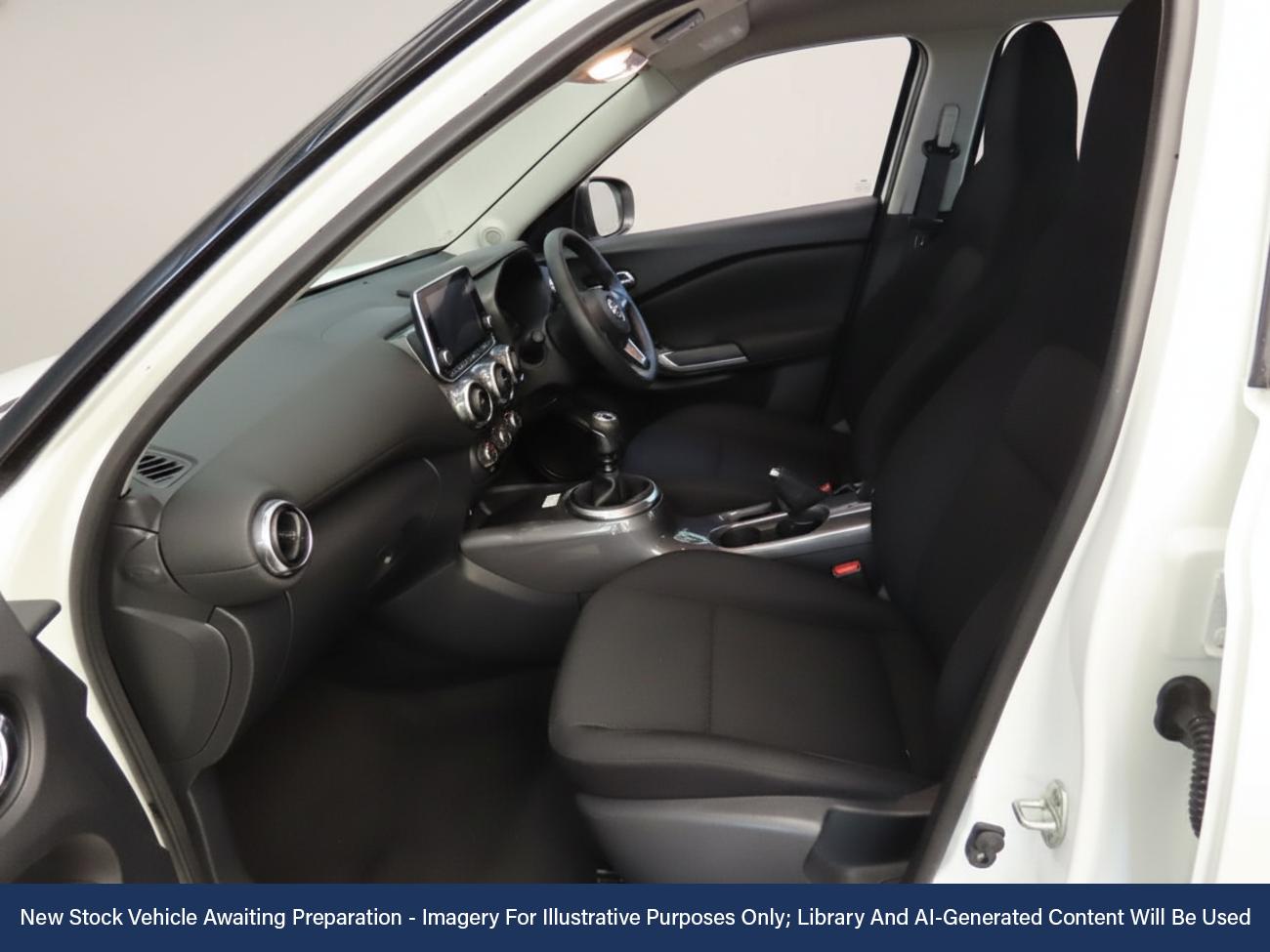 Used Nissan Juke 2023 for sale - 76629831: Photo 2