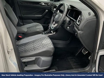 Used Volkswagen T-Roc 2023 for sale - 78869896: Photo