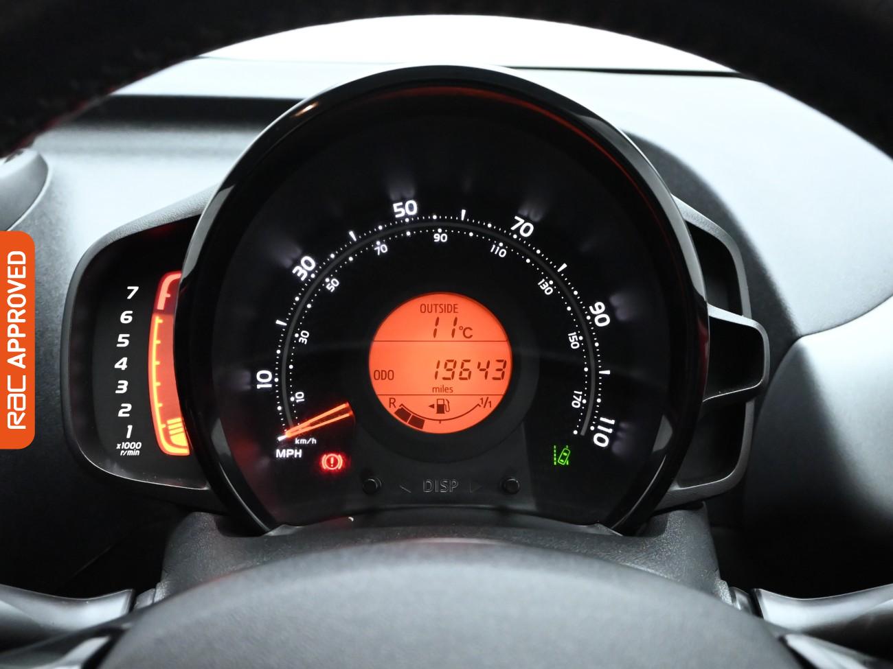 Used Toyota AYGO 2021 for sale - 76502946: Photo 11