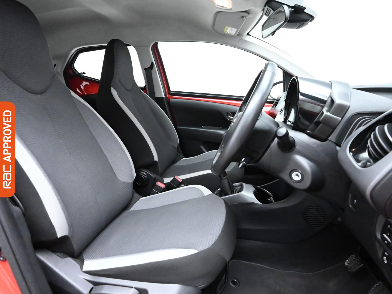 Used Toyota AYGO 2021 for sale - 76502946: Photo 12