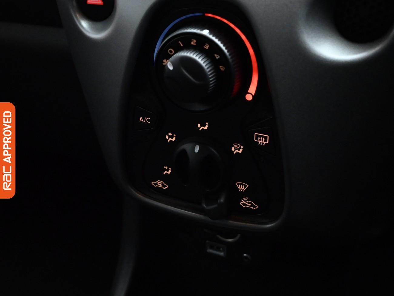 Used Toyota AYGO 2021 for sale - 76502946: Photo 17