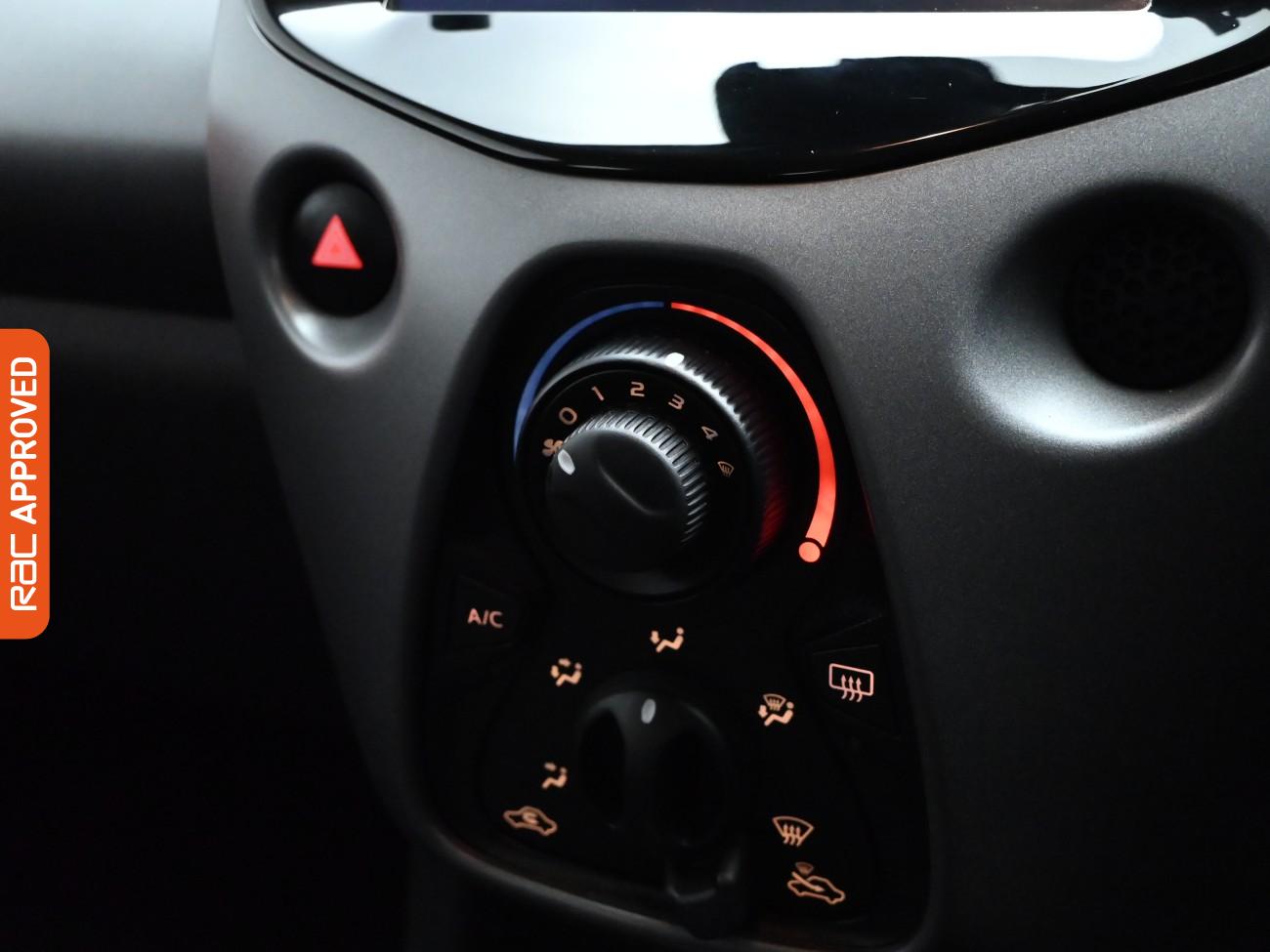 Used Toyota AYGO 2021 for sale - 76502946: Photo 21