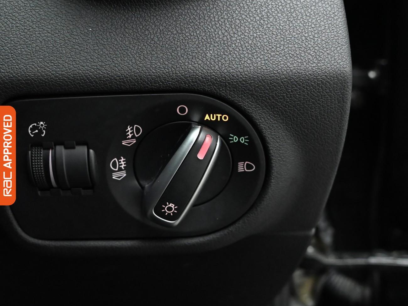 Used Audi A1 2015 for sale - 77527302: Photo 18