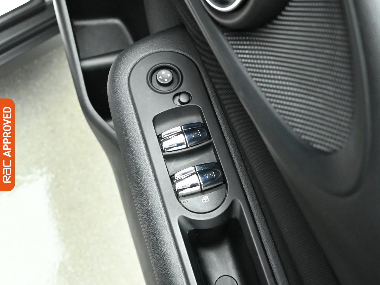 Used MINI Clubman 2022 for sale - 77407557: Photo 23