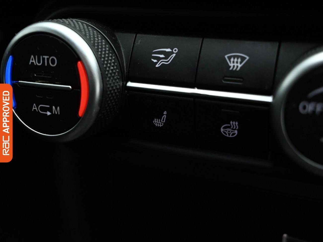 Used Alfa Romeo Giulia 2017 for sale - 78132354: Photo 15