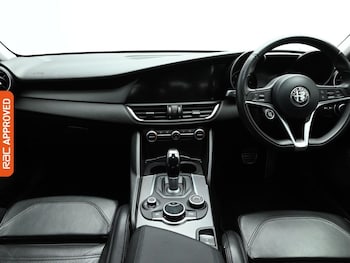 Used Alfa Romeo Giulia 2017 for sale - 78132354: Photo