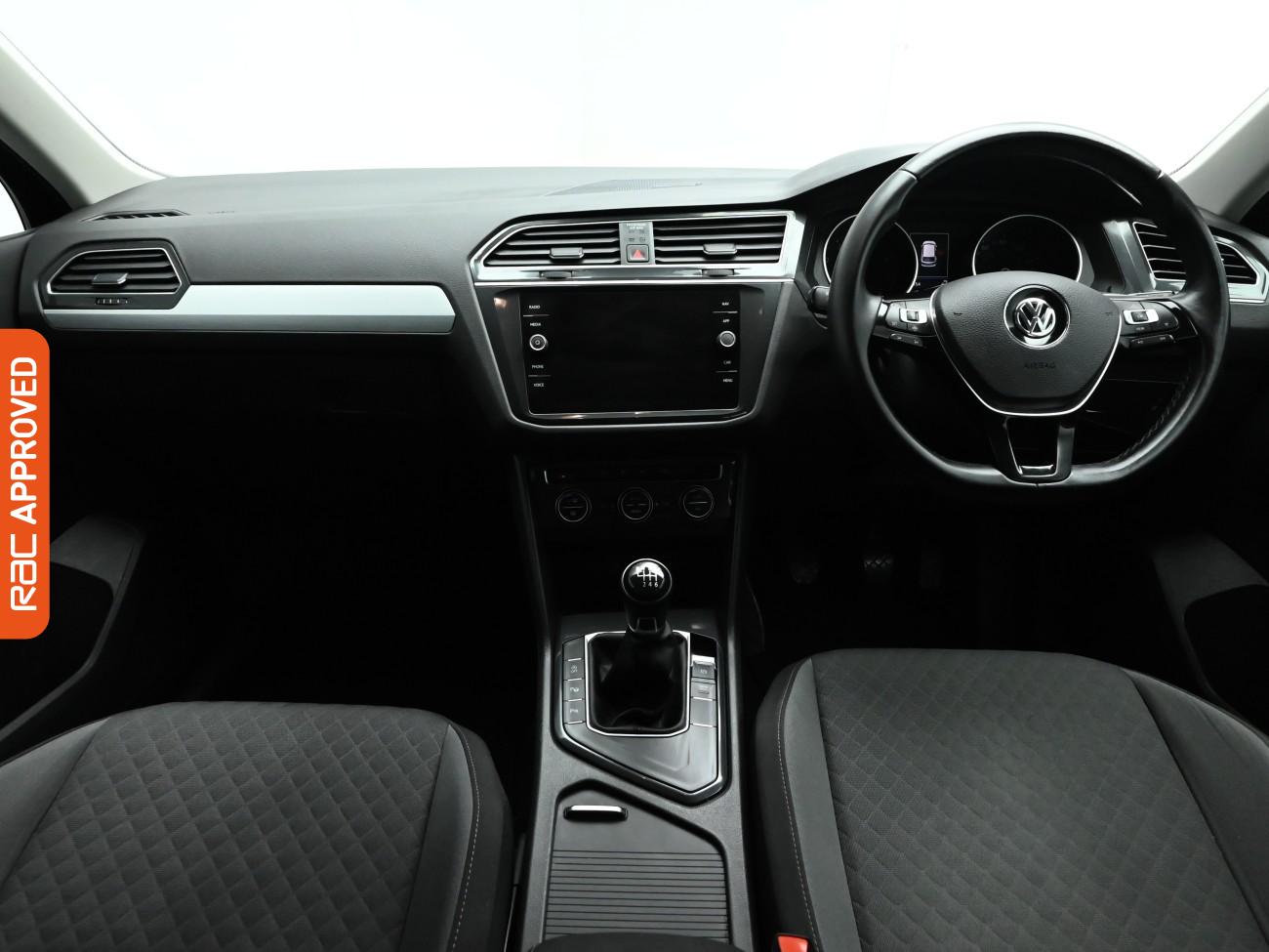 Used Volkswagen Tiguan 2020 for sale - 76819926: Photo 2