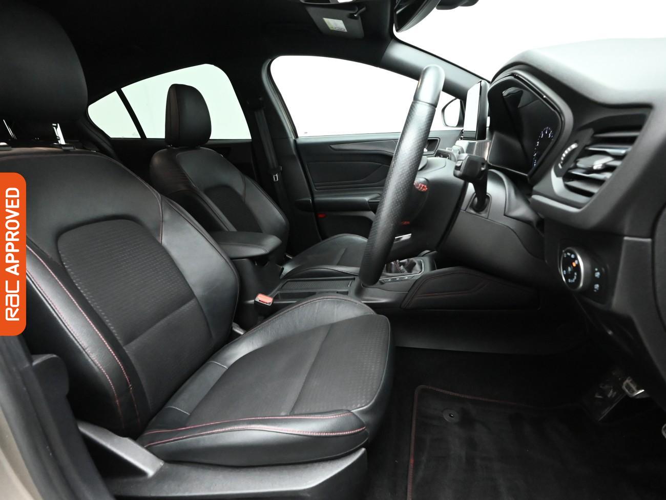 Used Ford Focus 2019 for sale - 76916320: Photo 11