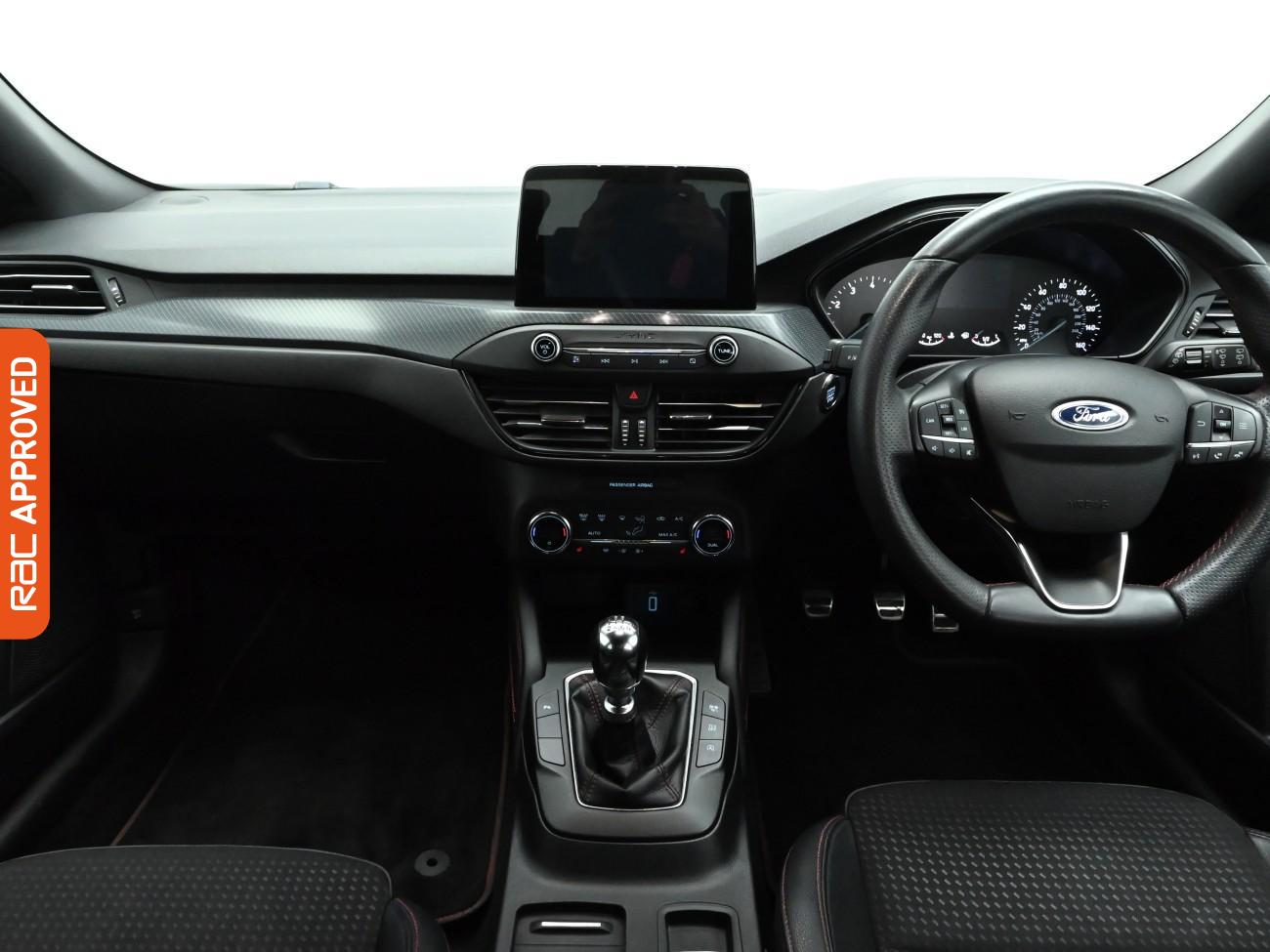 Used Ford Focus 2019 for sale - 76916320: Photo 2