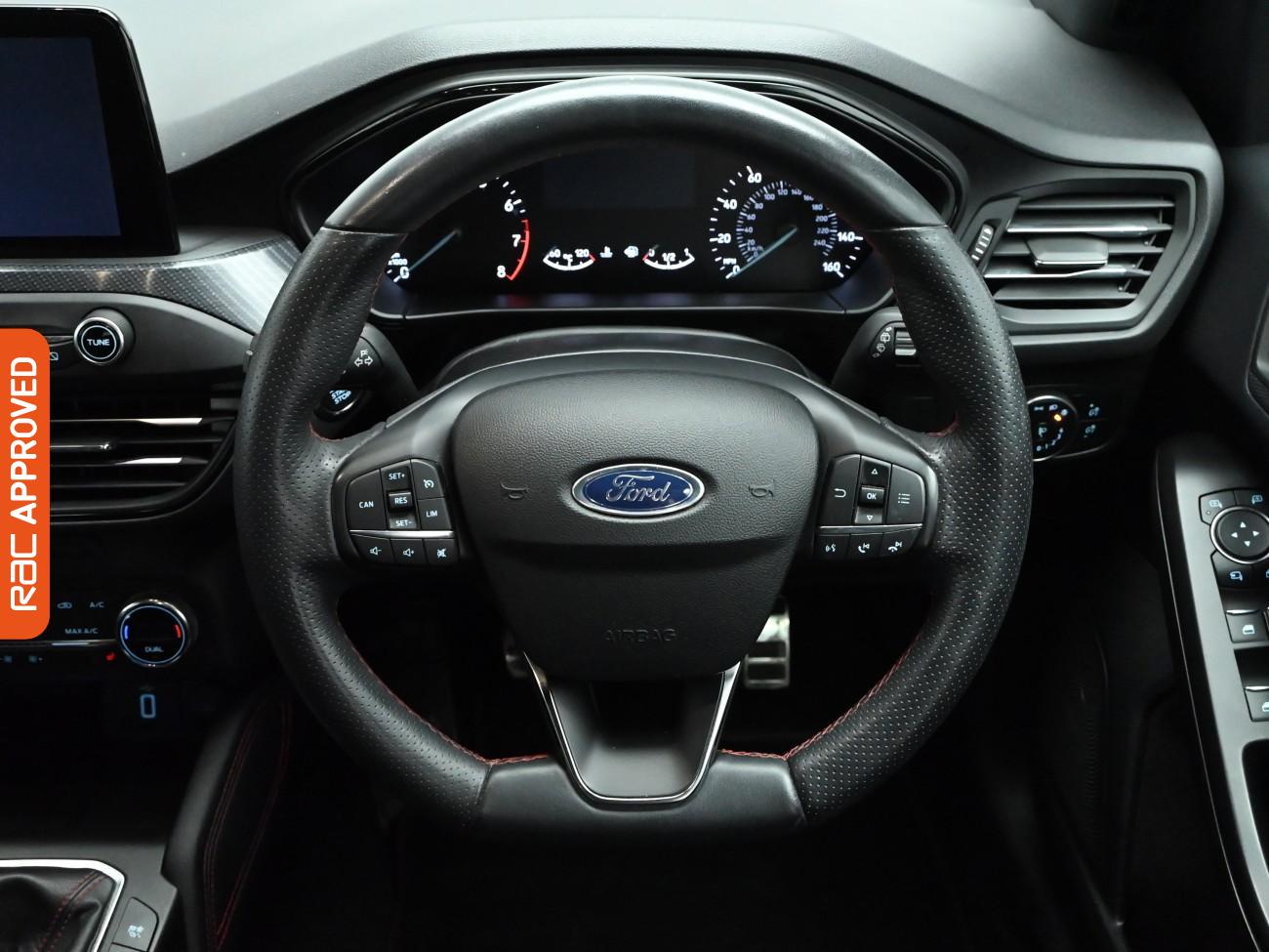 Used Ford Focus 2019 for sale - 76916320: Photo 9