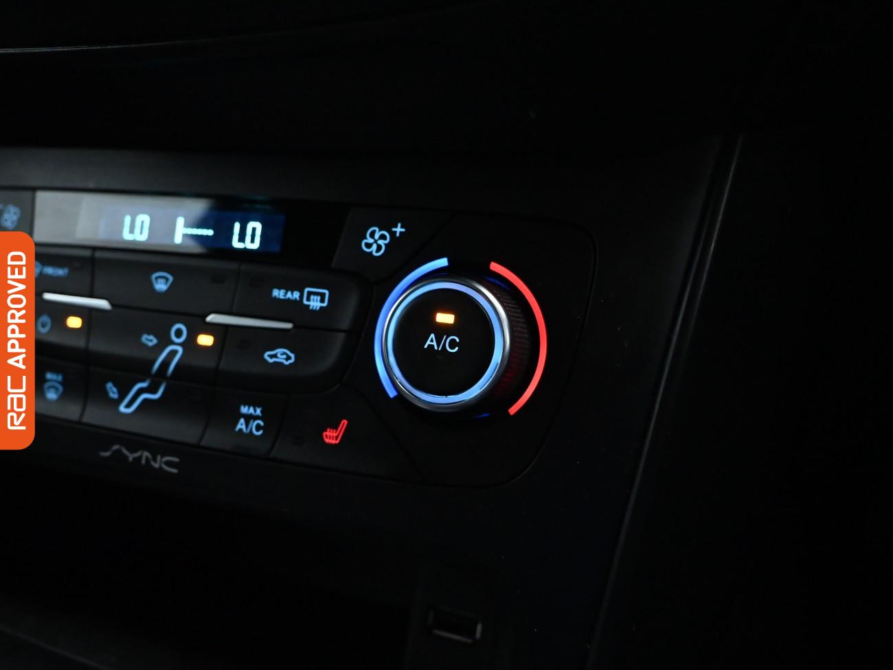 Used Ford Focus 2015 for sale - 75918326: Photo 14