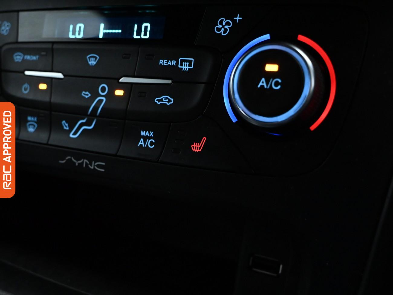 Used Ford Focus 2015 for sale - 75918326: Photo 15