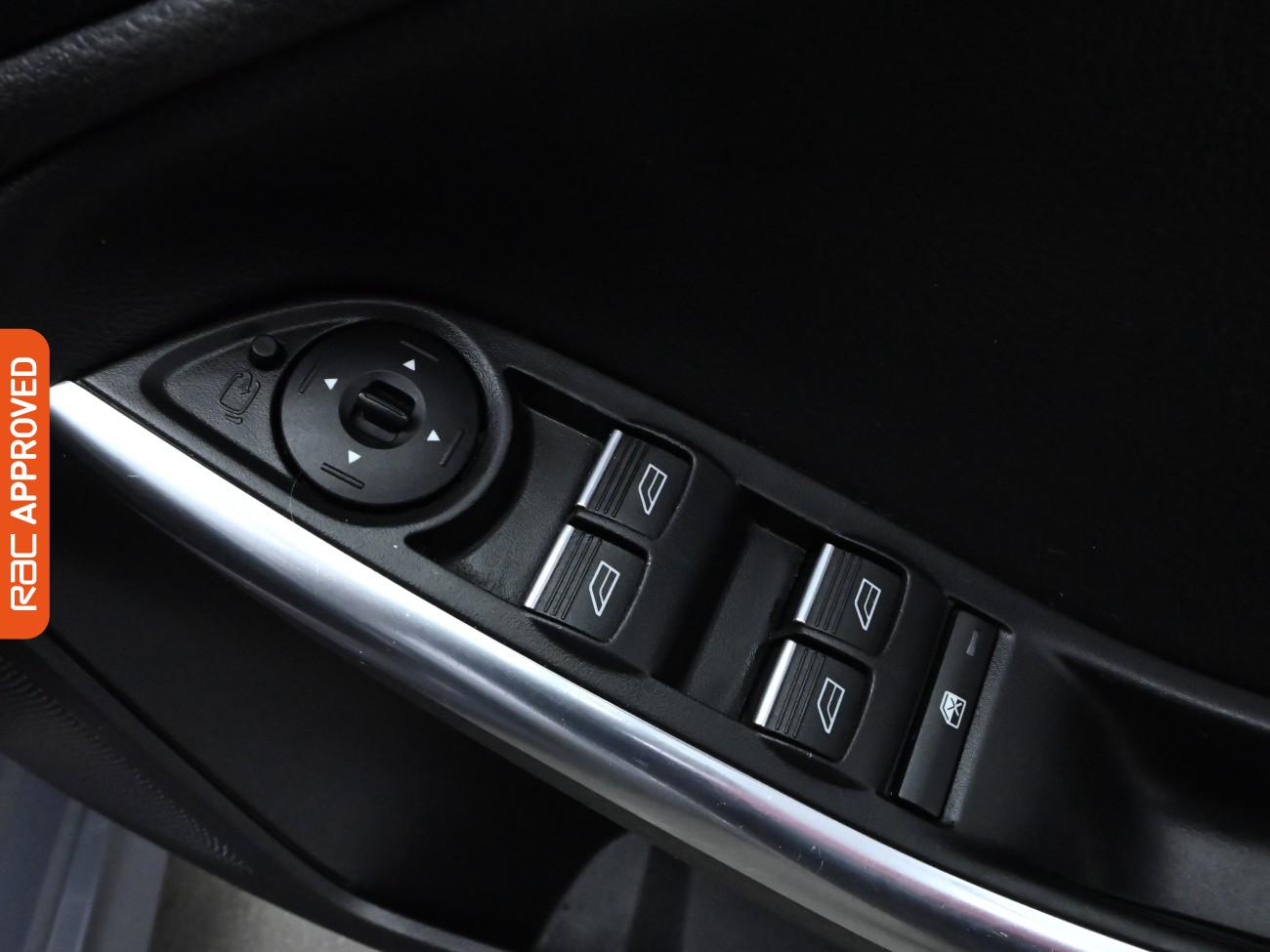 Used Ford Focus 2015 for sale - 75918326: Photo 26