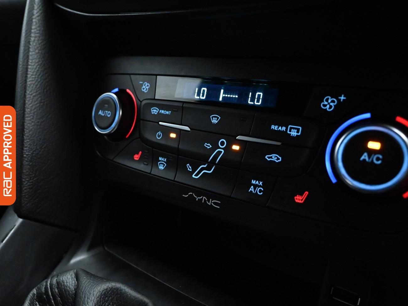 Used Ford Focus 2015 for sale - 75918326: Photo 28