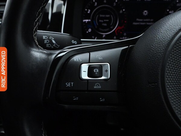 Used Volkswagen Golf 2018 for sale - 75105354: Photo 21