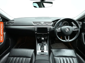 Used Skoda Superb 2017 for sale - 78632973: Photo