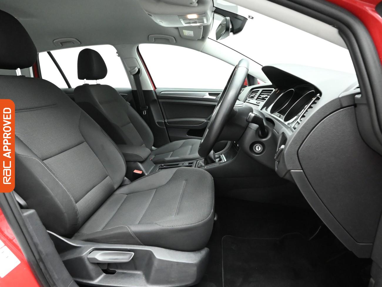 Used Volkswagen Golf 2017 for sale - 77675063: Photo 12